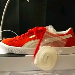 Puma suede VTG High Risk Red size 9